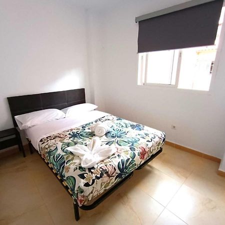Apartamentos Larios Málaga Exteriör bild