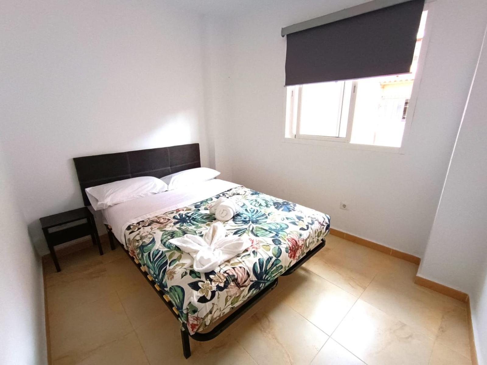 Apartamentos Larios Málaga Exteriör bild