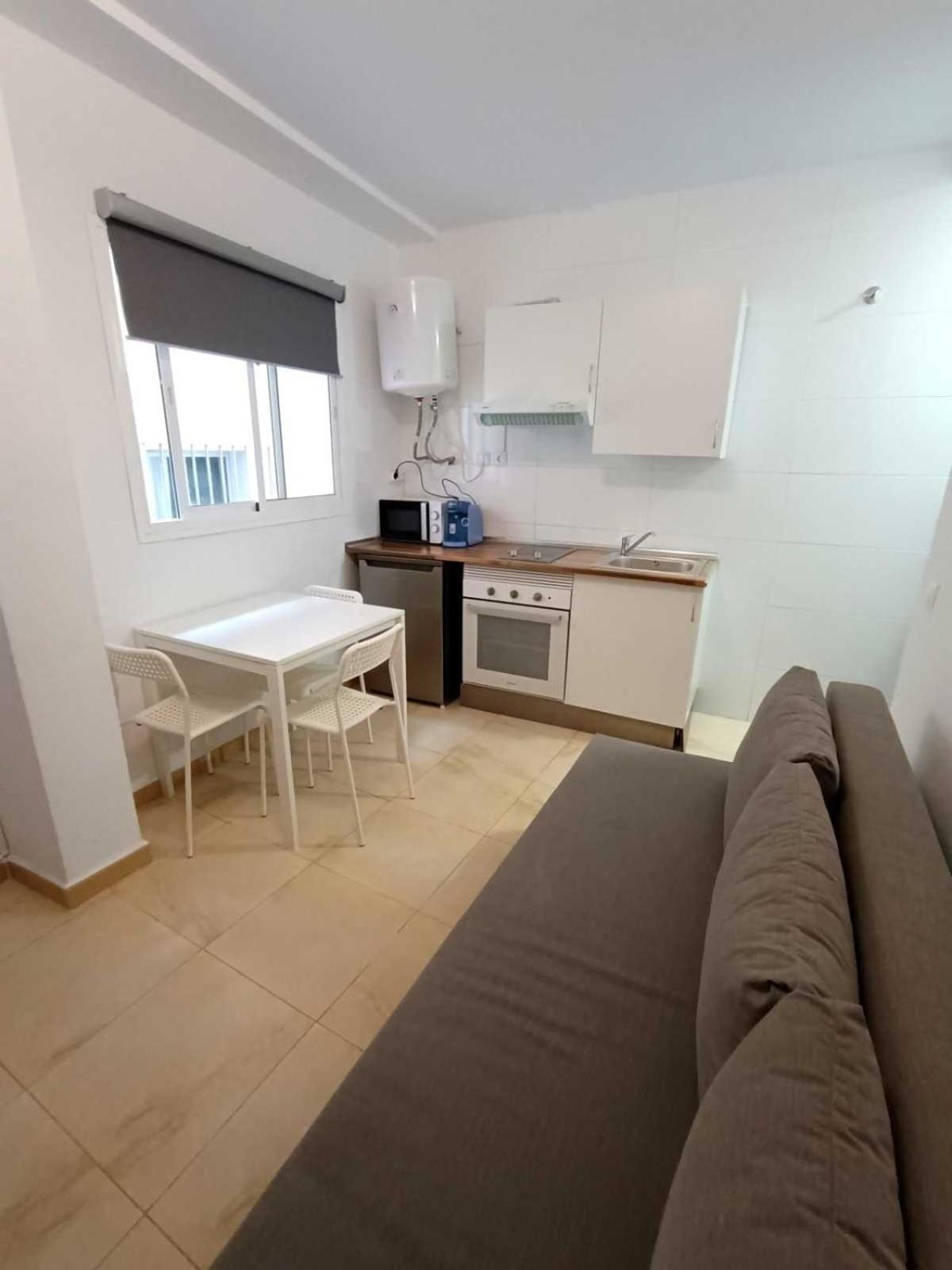 Apartamentos Larios Málaga Exteriör bild